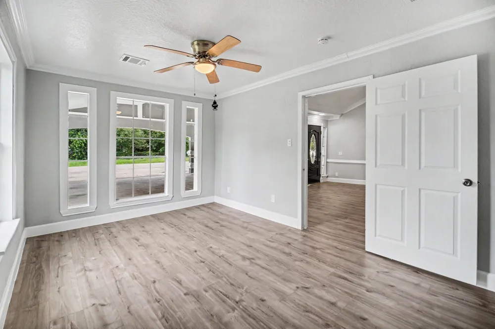 104 Virginia Street South Houston, TX 77587