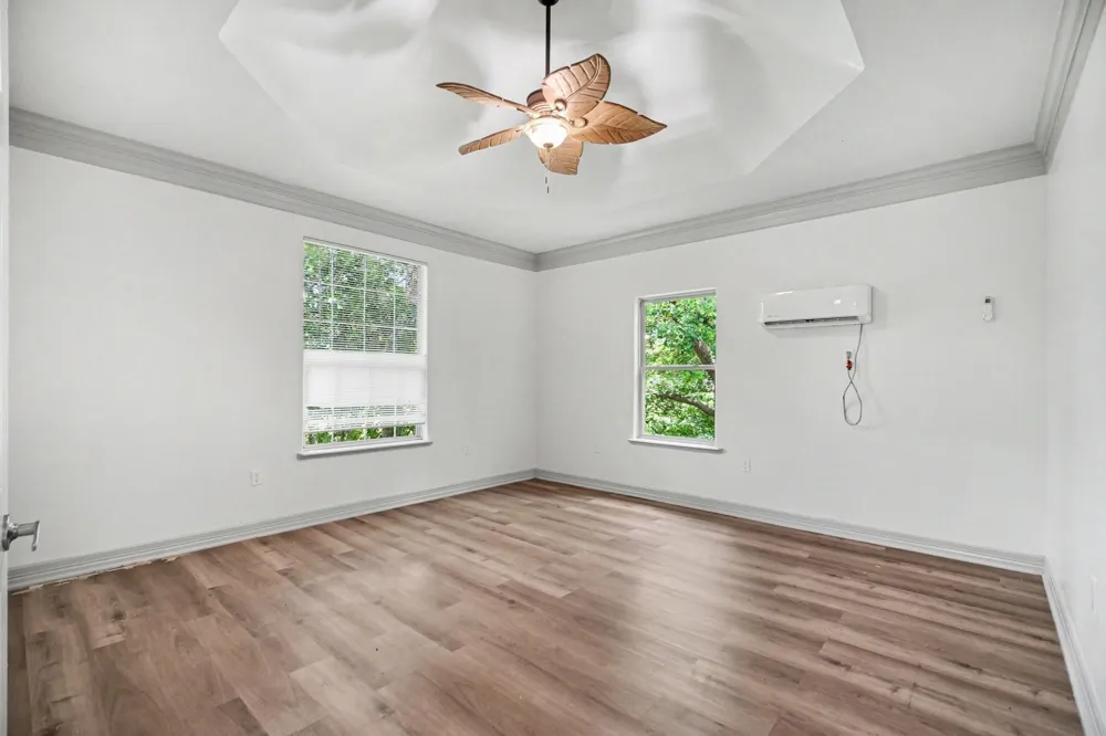 104 Virginia Street South Houston, TX 77587