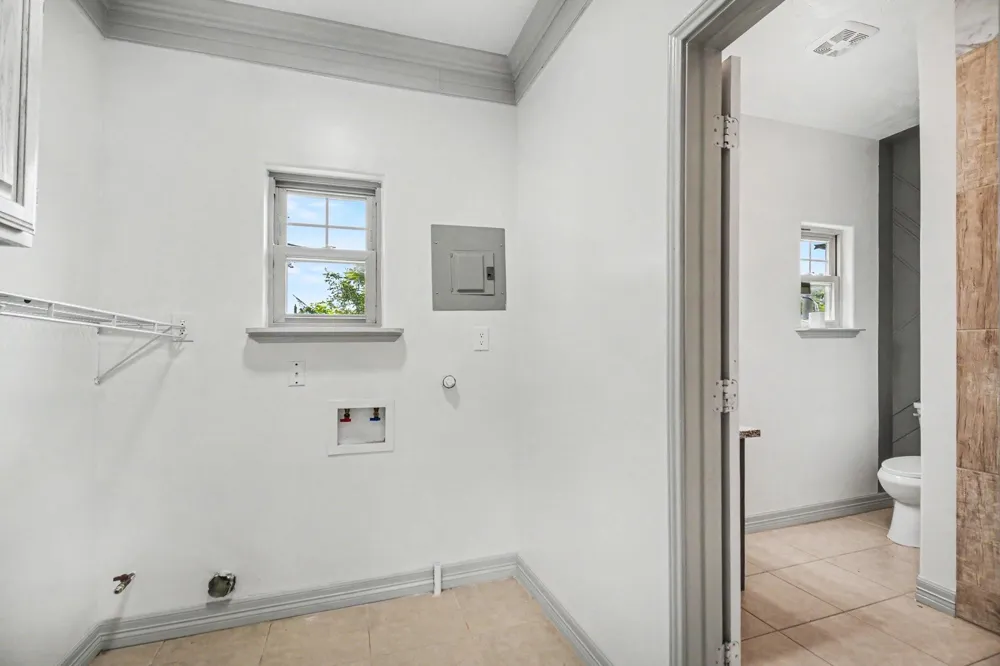 104 Virginia Street South Houston, TX 77587