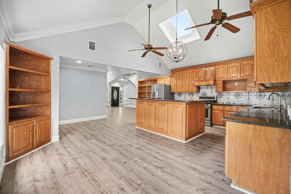 104 Virginia Street South Houston, TX 77587