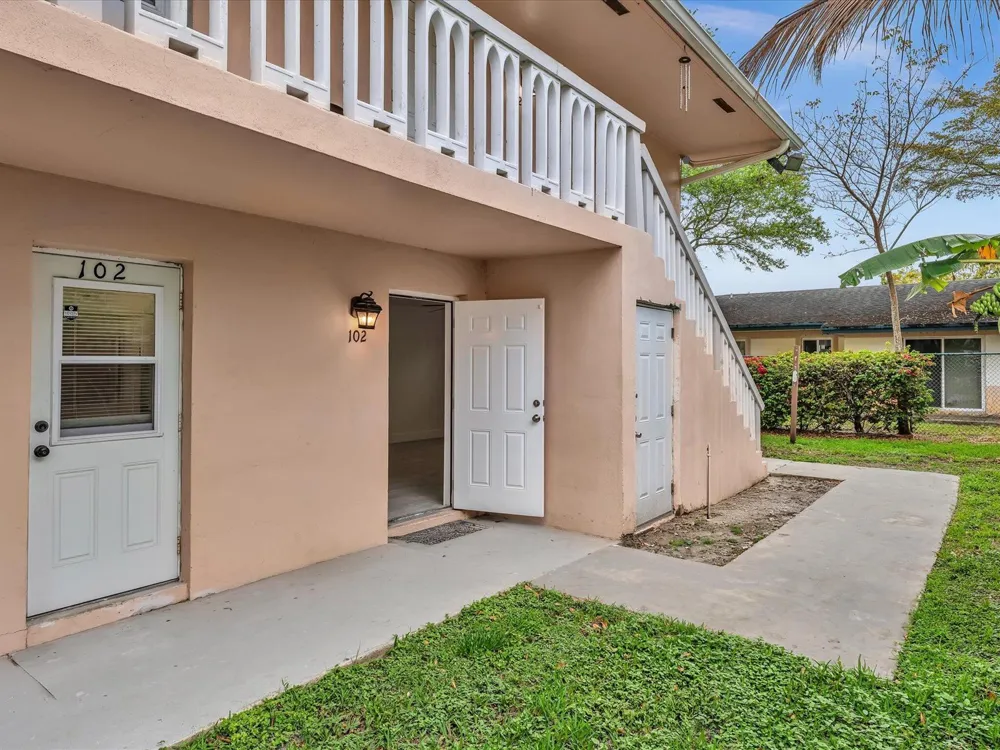 7430 Kimberly Boulevard #102d North Lauderdale, FL 33068
