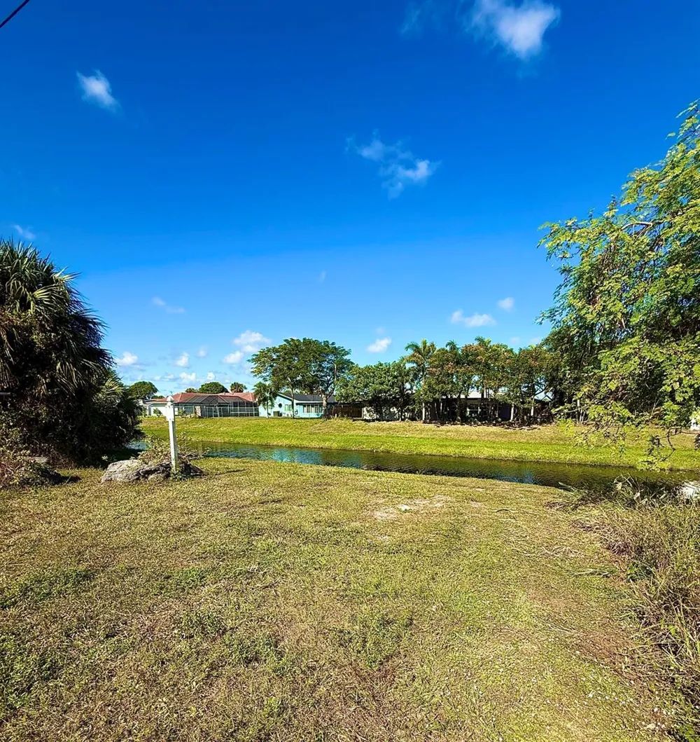 3797 E Roan Court Palm Beach Gardens, FL 33403
