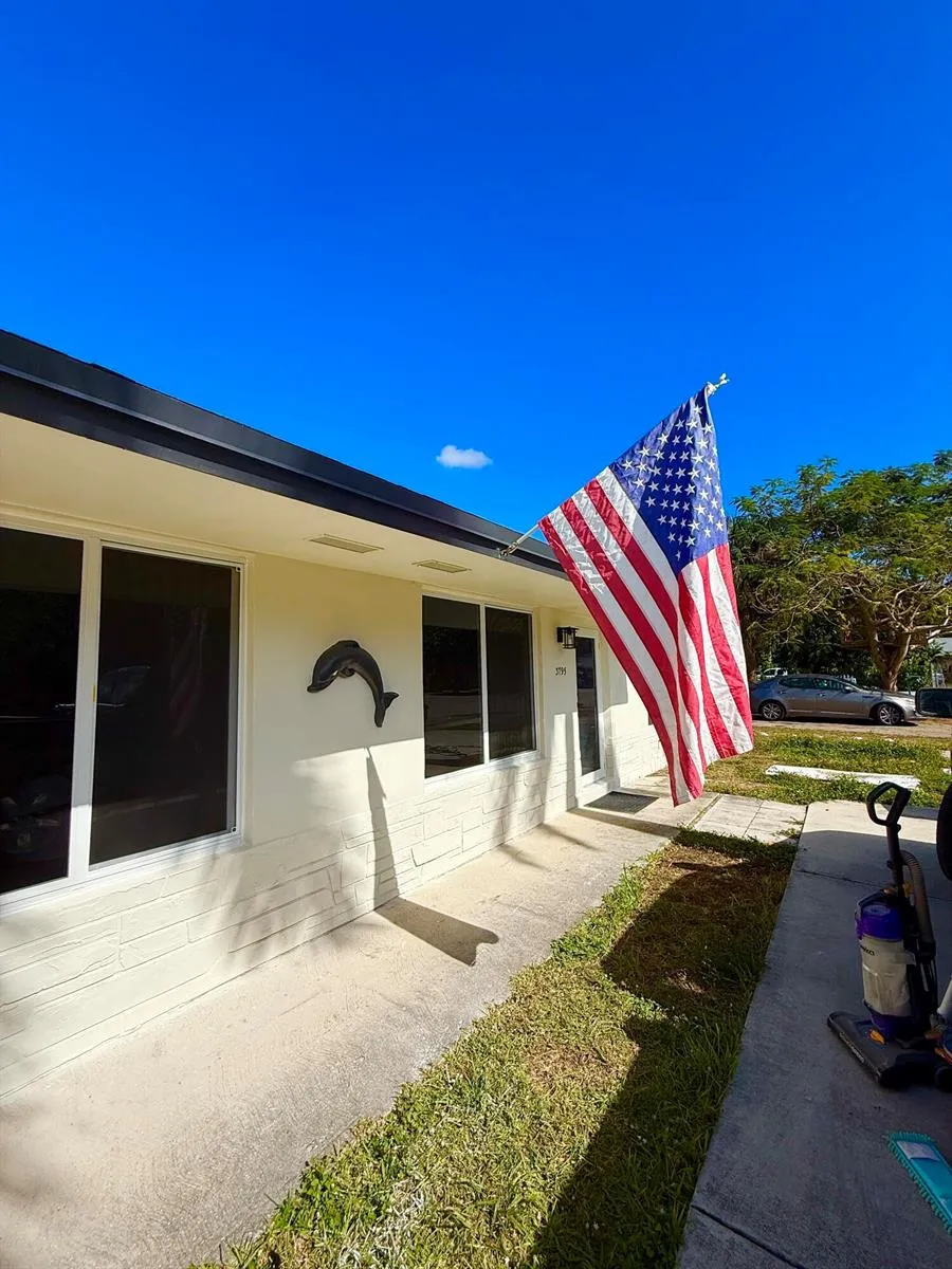 3797 E Roan Court Palm Beach Gardens, FL 33403