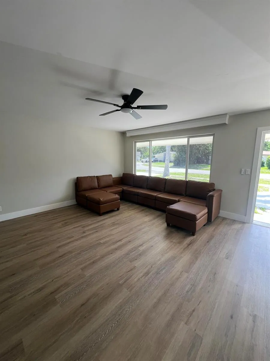 3797 E Roan Court Palm Beach Gardens, FL 33403