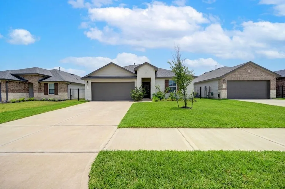 7547 Cattle Walker Court Rosharon, TX 77583
