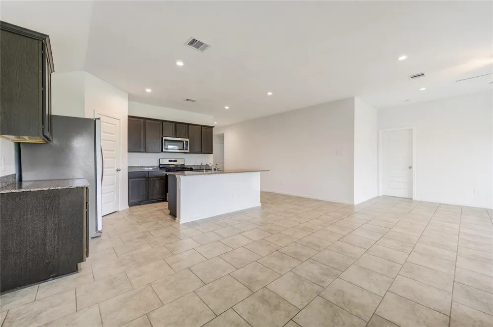 7547 Cattle Walker Court Rosharon, TX 77583