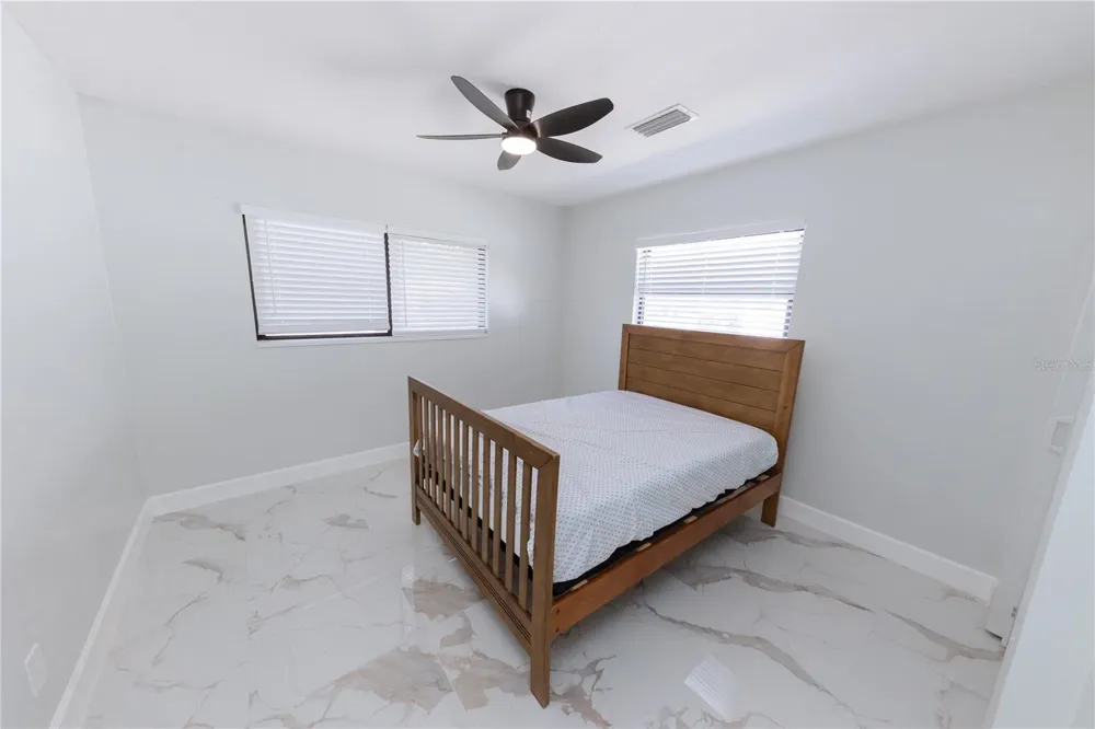 4946 DR MARTIN LUTHER KING JR STREET S St Petersburg, FL 33705