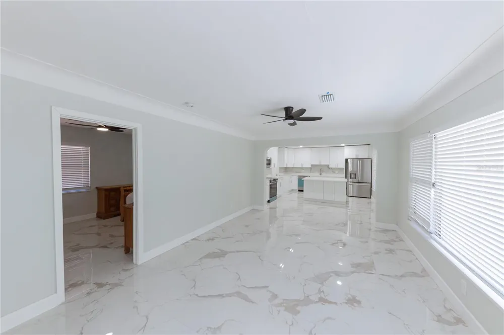 4946 DR MARTIN LUTHER KING JR STREET S St Petersburg, FL 33705