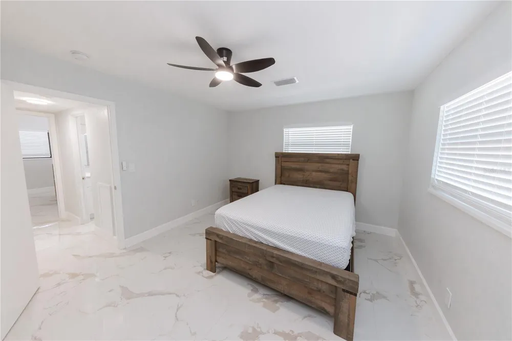 4946 DR MARTIN LUTHER KING JR STREET S St Petersburg, FL 33705
