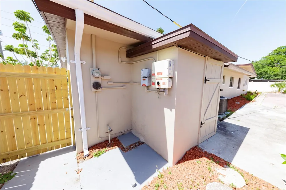 4946 DR MARTIN LUTHER KING JR STREET S St Petersburg, FL 33705