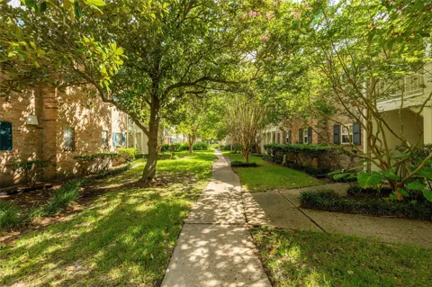 869 Wax Myrtle Lane #A