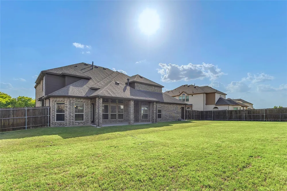 1209 Rogers Parkway Forney, TX 75126