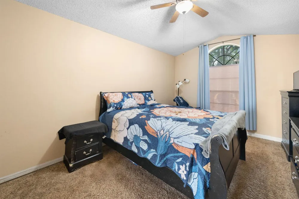 5930 NW Theda Lane Port St. Lucie, FL 34983