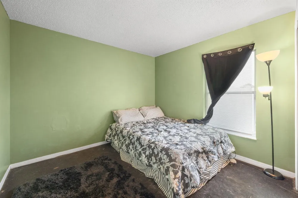 5930 NW Theda Lane Port St. Lucie, FL 34983
