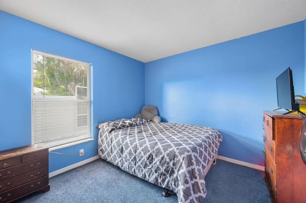 5930 NW Theda Lane Port St. Lucie, FL 34983