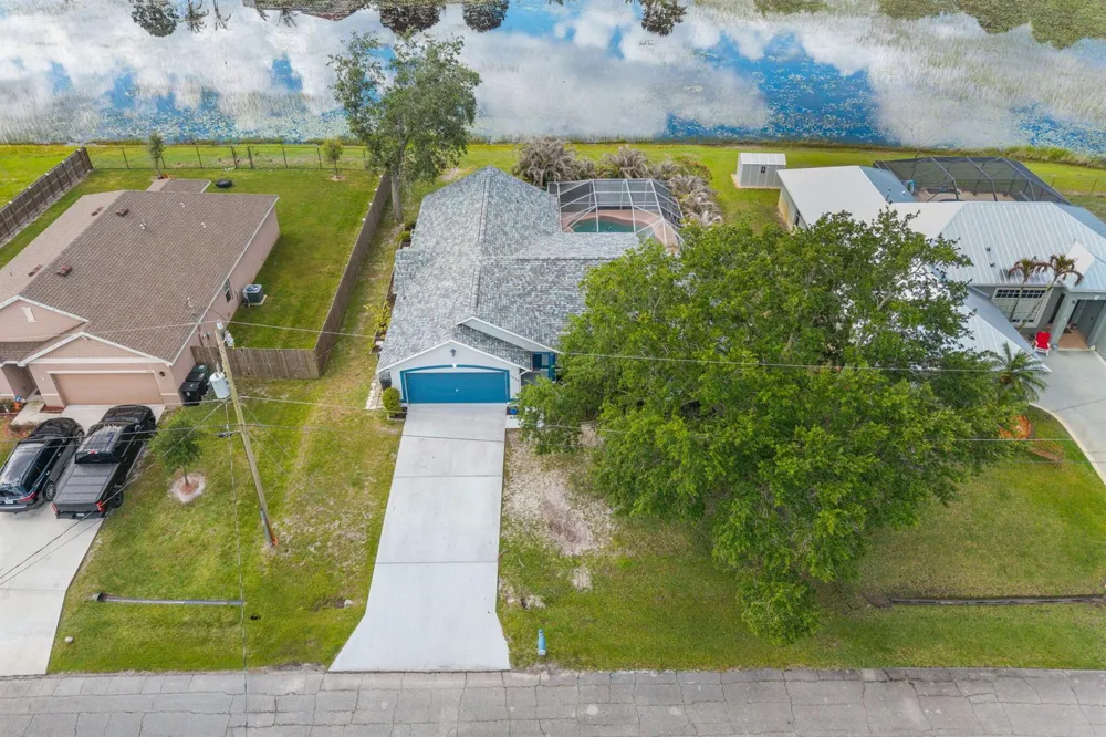 5930 NW Theda Lane Port St. Lucie, FL 34983