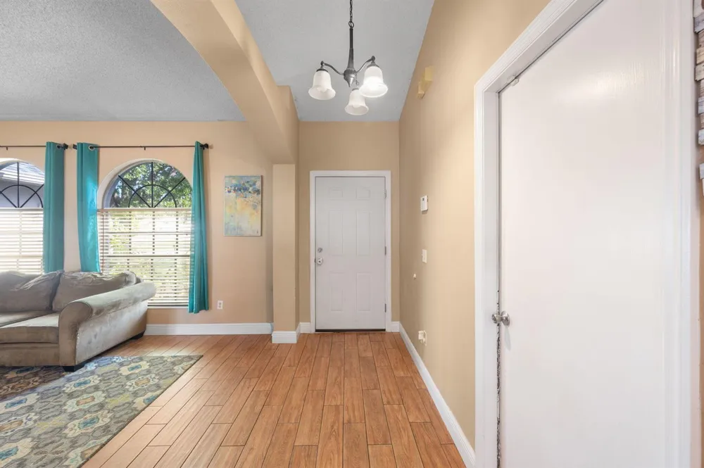 5930 NW Theda Lane Port St. Lucie, FL 34983
