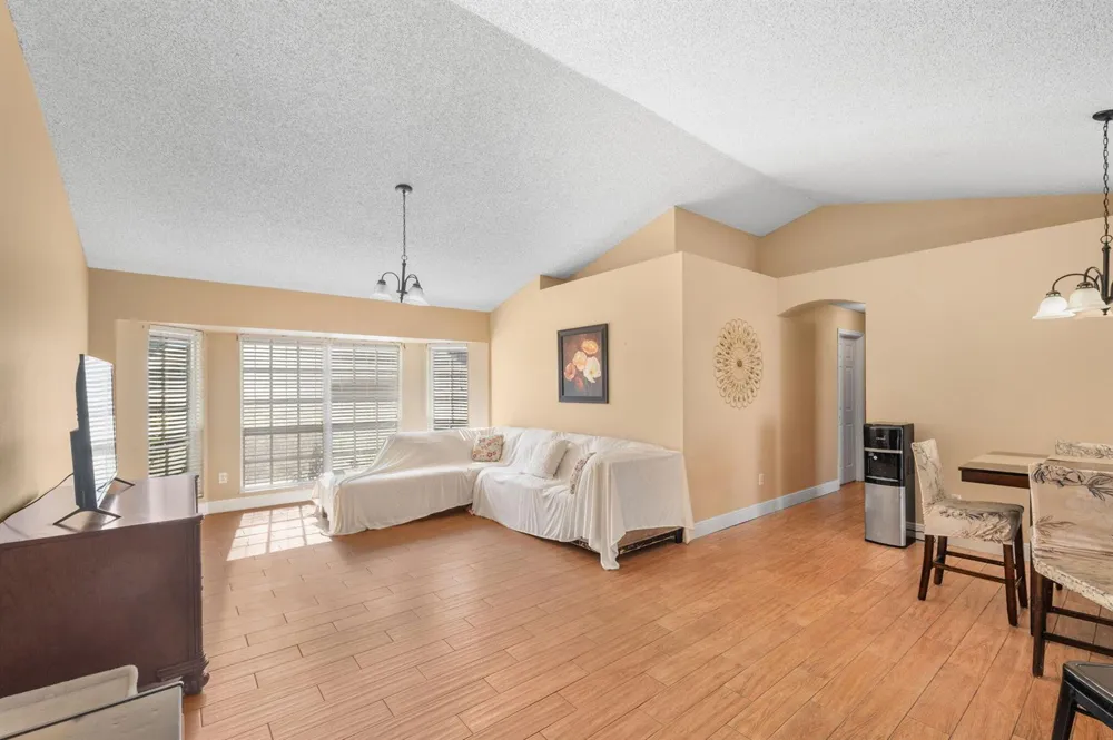 5930 NW Theda Lane Port St. Lucie, FL 34983