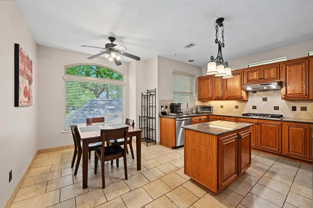 58 Deerfern Place The Woodlands, TX 77381
