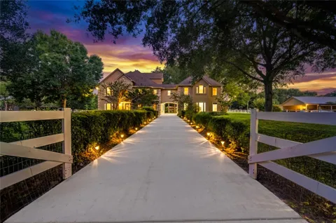200 Creekside Court