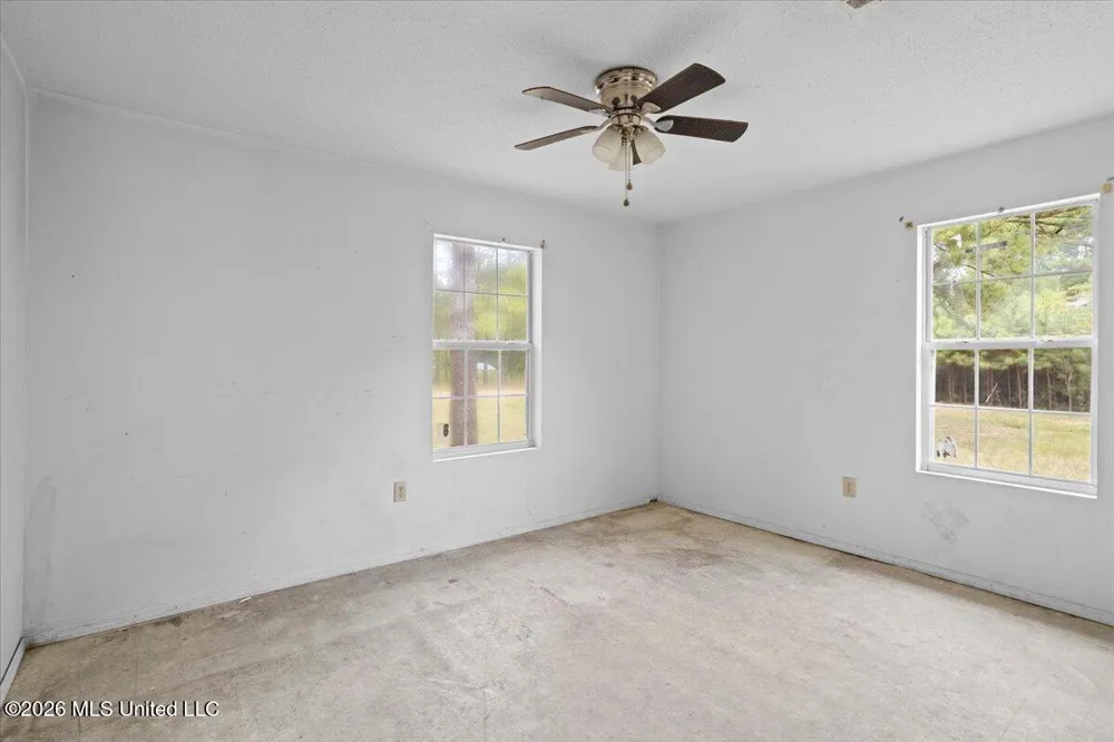 328 W Progress Road Prentiss, MS 39474