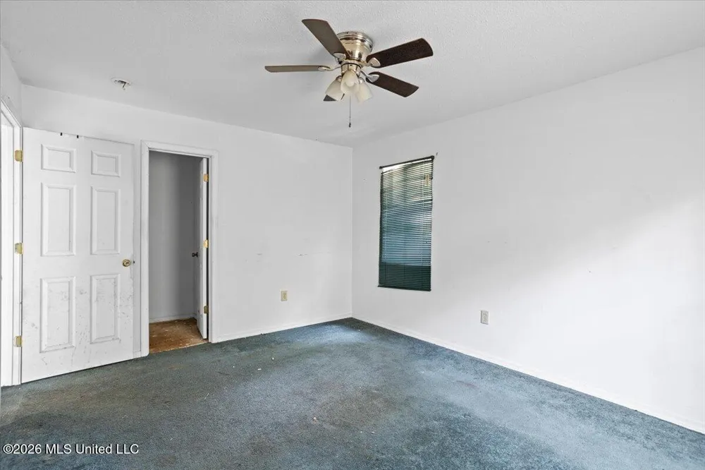 328 W Progress Road Prentiss, MS 39474