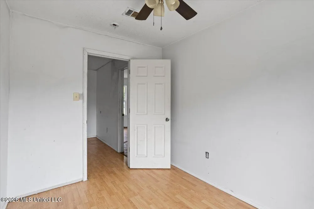328 W Progress Road Prentiss, MS 39474
