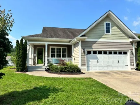 30 Rose Point Drive
