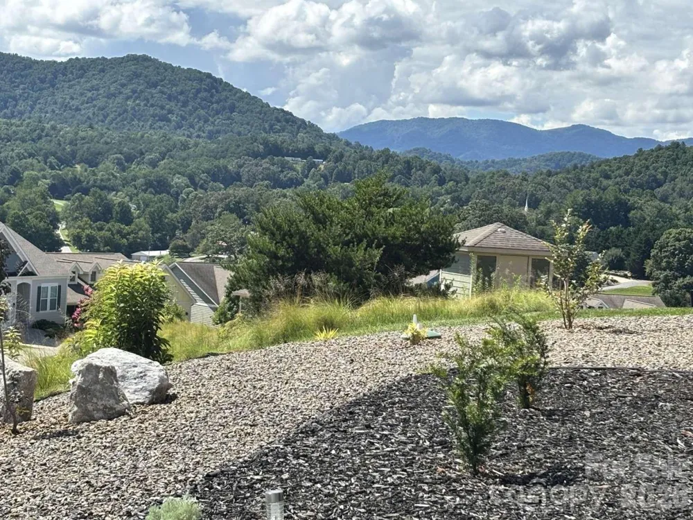 30 Rose Point Drive Leicester, NC 28748