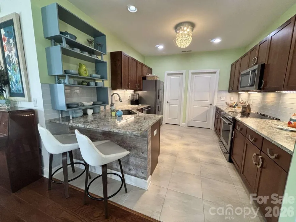30 Rose Point Drive Leicester, NC 28748
