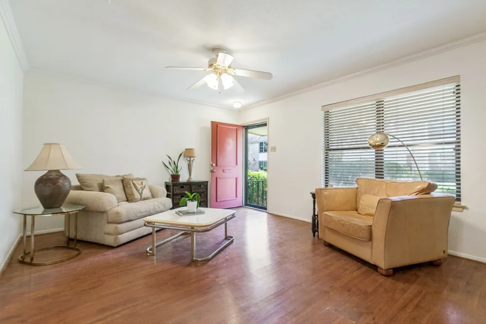 13844 Methuen Green Lane Dallas, TX 75240