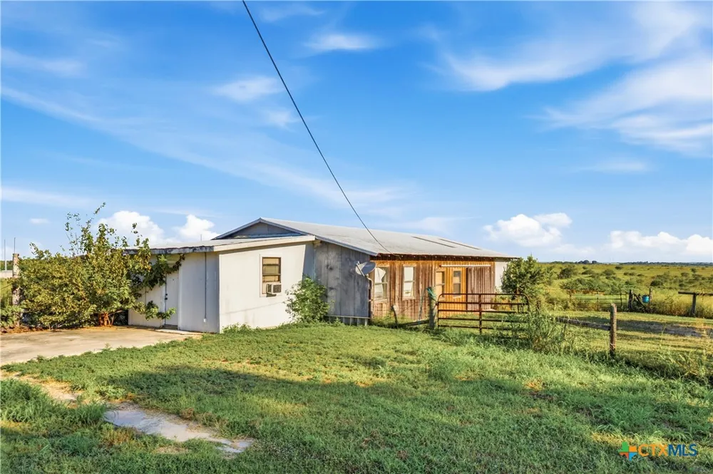 550 Beback Inn Road San Marcos, TX 78666