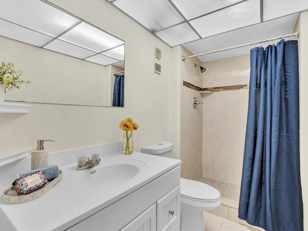 470 NW 20th Street Boca Raton, FL 33431