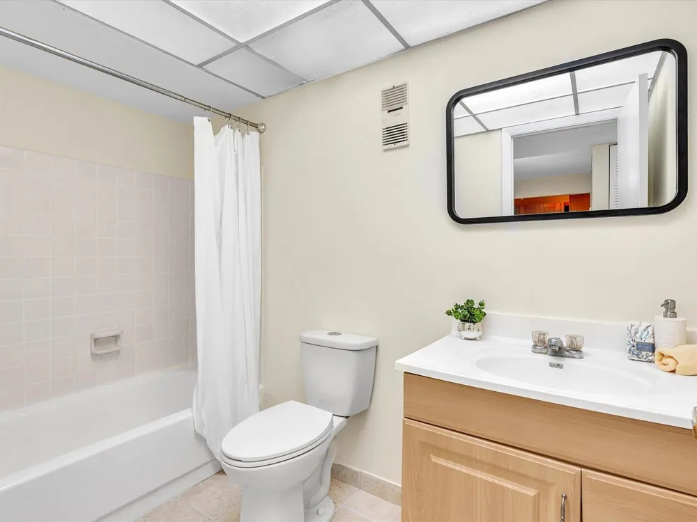 470 NW 20th Street Boca Raton, FL 33431