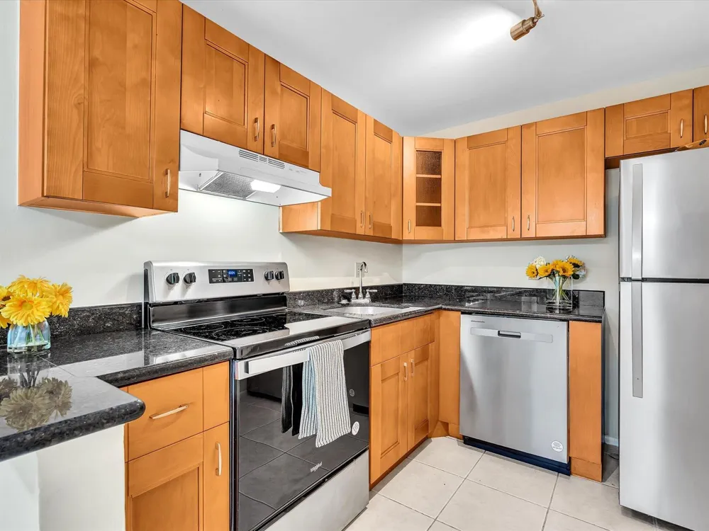 470 NW 20th Street Boca Raton, FL 33431