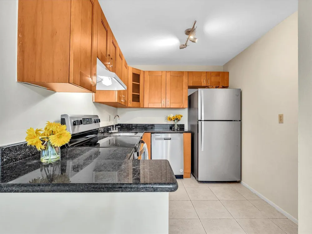 470 NW 20th Street Boca Raton, FL 33431