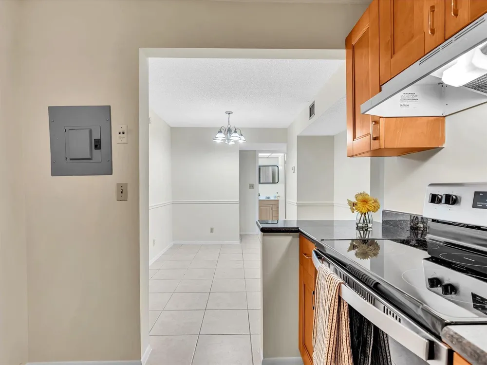 470 NW 20th Street Boca Raton, FL 33431