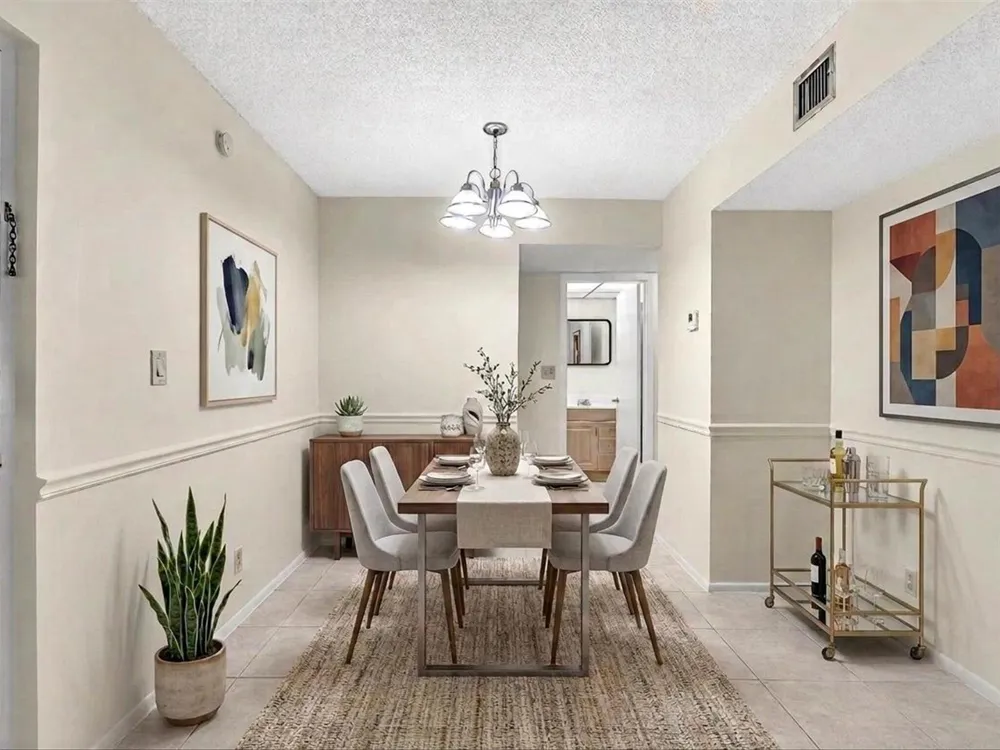 470 NW 20th Street Boca Raton, FL 33431