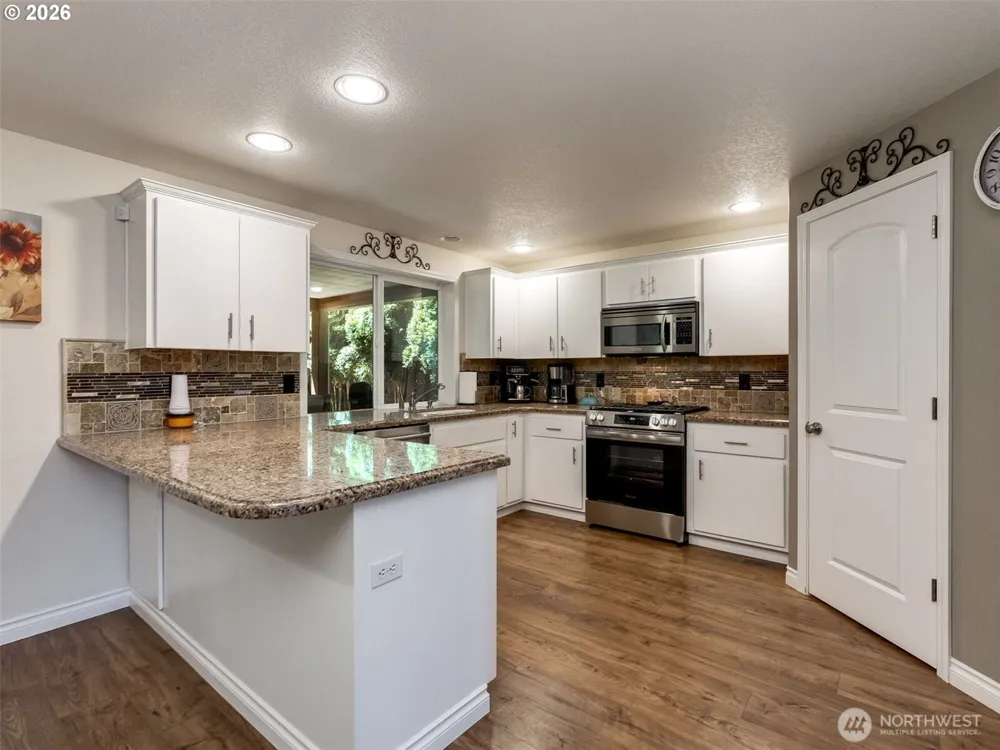 14700 NW 9th Place Vancouver, WA 98685