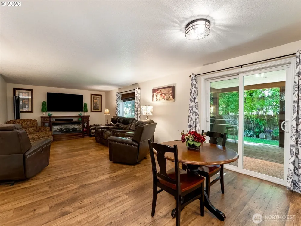14700 NW 9th Place Vancouver, WA 98685