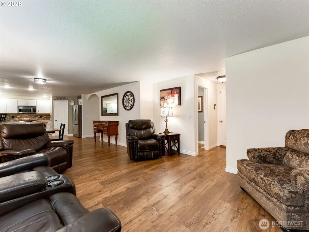 14700 NW 9th Place Vancouver, WA 98685