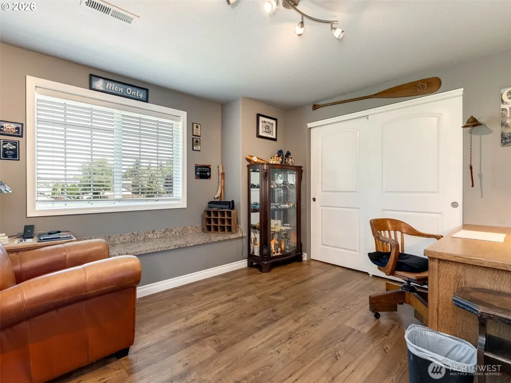 14700 NW 9th Place Vancouver, WA 98685