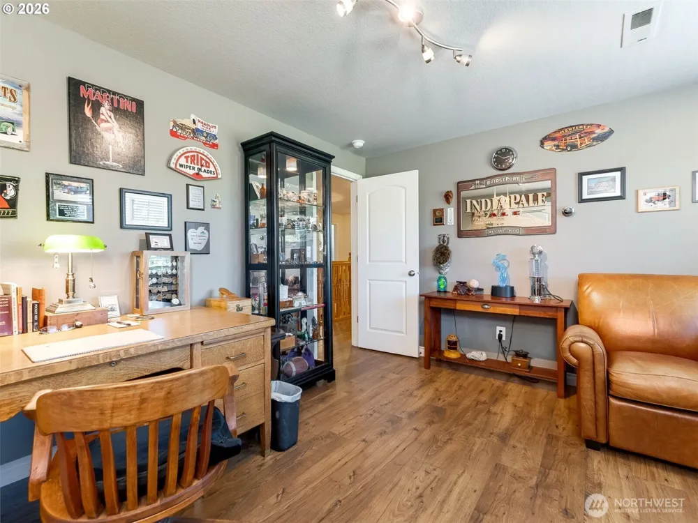 14700 NW 9th Place Vancouver, WA 98685
