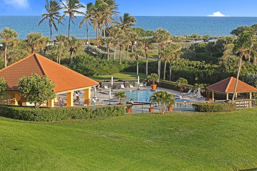 301 S Seas Drive #305 Jupiter, FL 33477