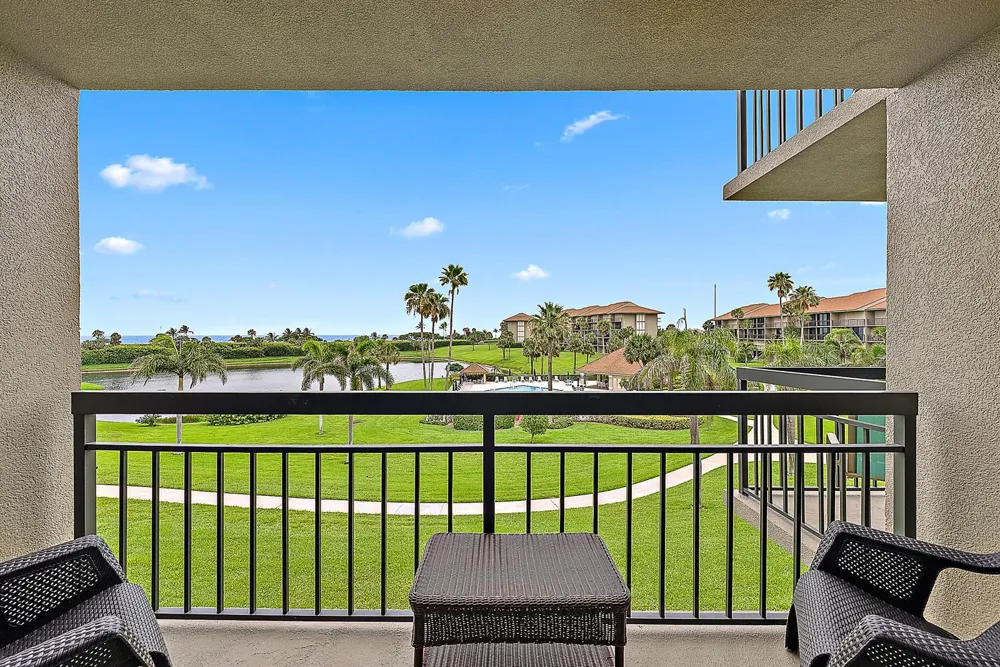 301 S Seas Drive #305 Jupiter, FL 33477