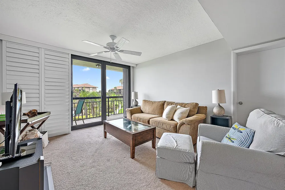 301 S Seas Drive #305 Jupiter, FL 33477