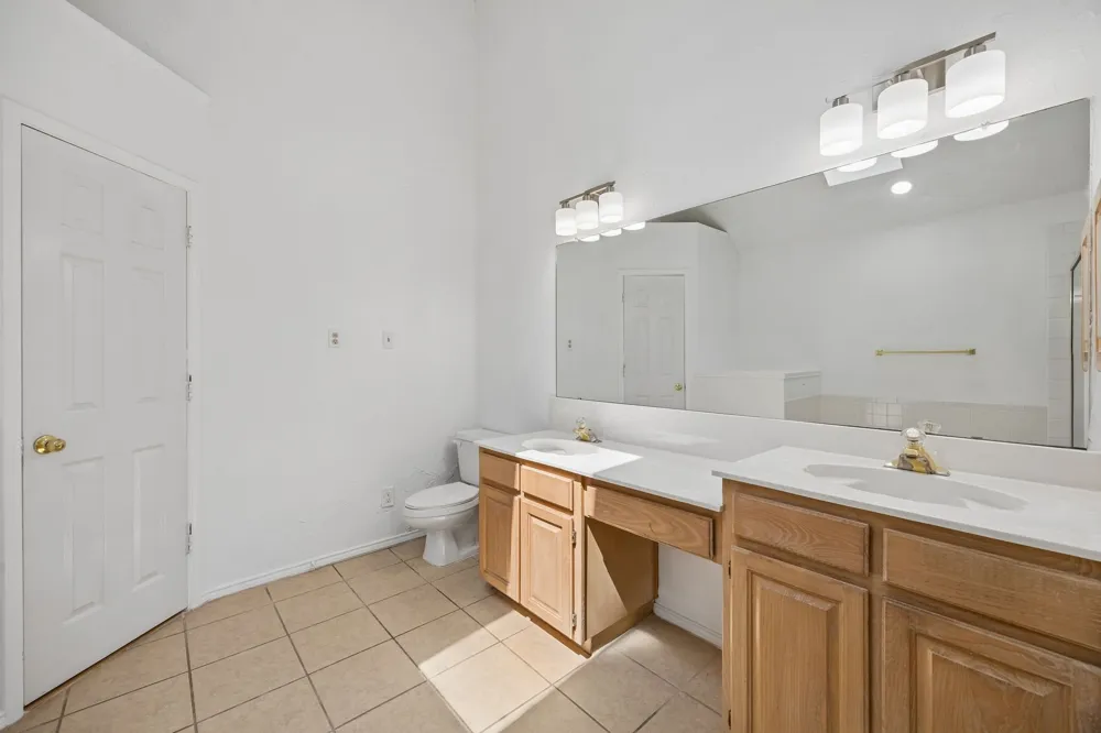 537 Raintree Circle Coppell, TX 75019