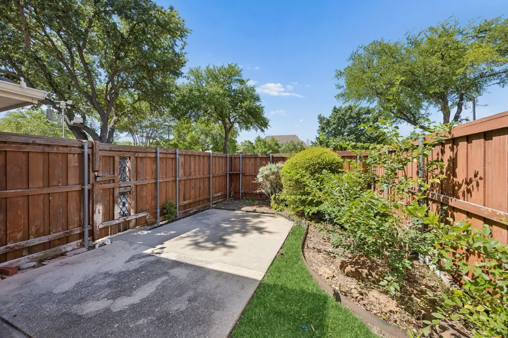 537 Raintree Circle Coppell, TX 75019