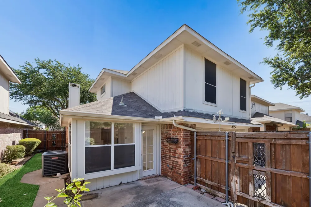 537 Raintree Circle Coppell, TX 75019