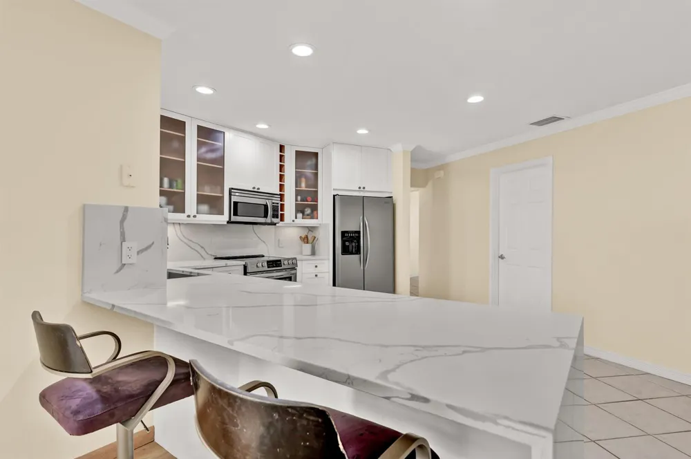 88 Pinehill Trail E Tequesta, FL 33469